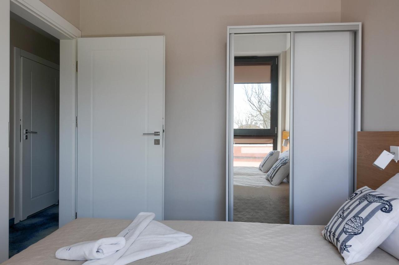 Apartament Z Widokiem Na Morze - Nadmorski Luksus Apartamenty Ustronie Morskie Eksteriør bilde